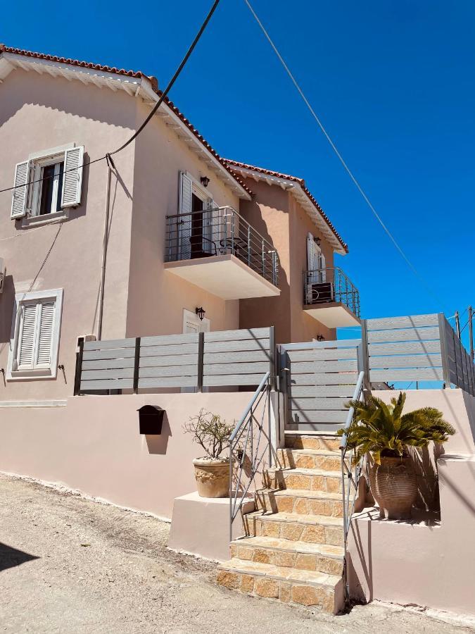 Angelos Apartments Lixouri Exterior photo